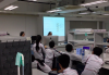 One of our students acted as a teacher to give a brief introduction on DNA and lead our workshop smoothly. Students were focused on the introduction too.