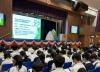 Ms. Ng and the teacher from SFC are sharing the admissions procedures.