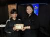 An Alumni got the Champion prize from our Assistant Principal Miss Leung.