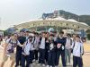 Students arrive at the Ocean Park.